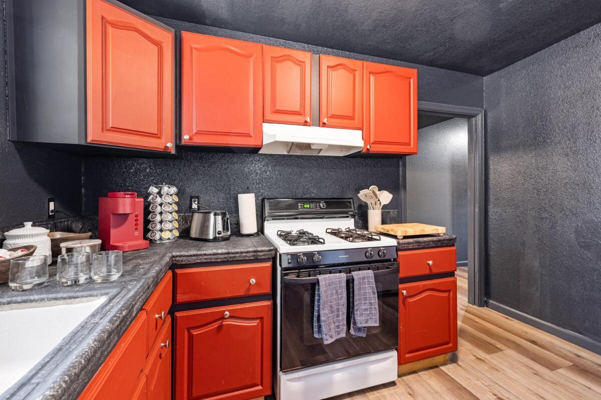 Chic Private Near Downtown & Little Italy Homestay San Diego